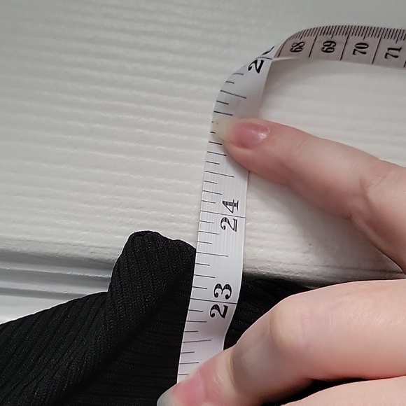 3/4 Sleeve Black Clip Top - Picture 5 of 7